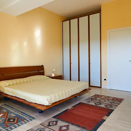 Sleeps 8 Pool Air Con 公寓 *