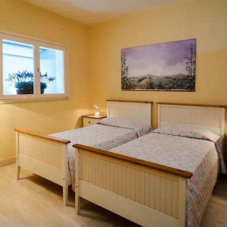 Sleeps 8 Pool Air Con 公寓 马格拉新堡
